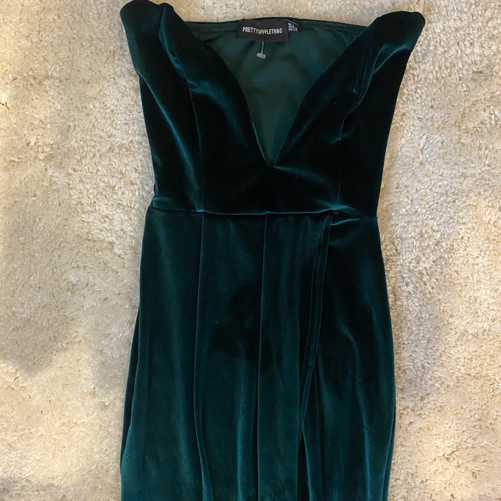 Pretty Little Thing Emerald Velvet Maxi Dress Gown